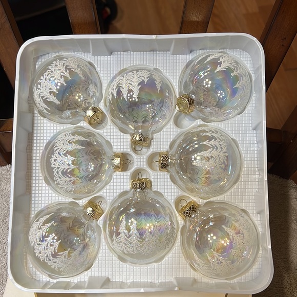 Sparkling creations, clear ornaments with glitter trees - Picture 2 of 3